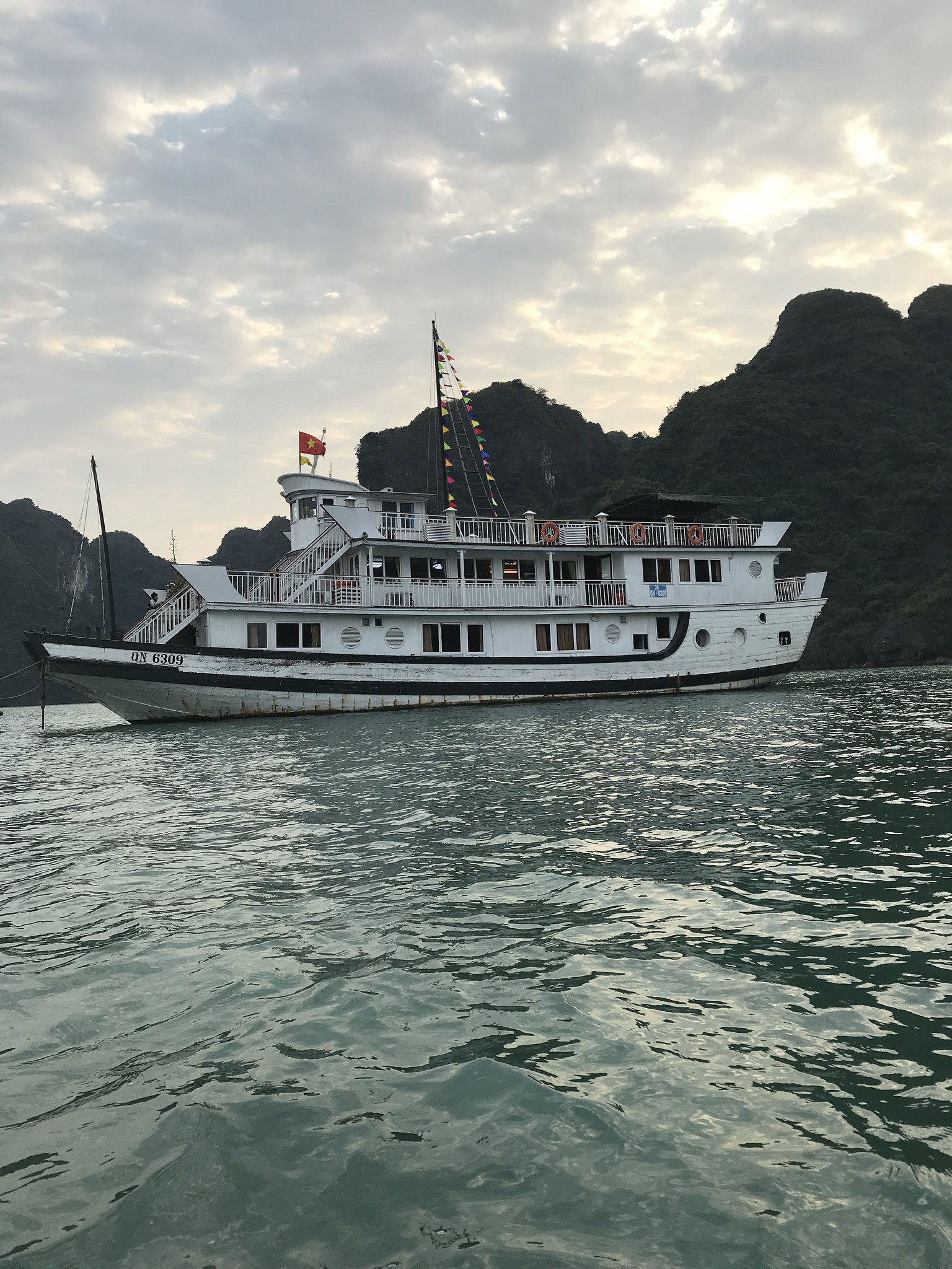 Halong bay boat