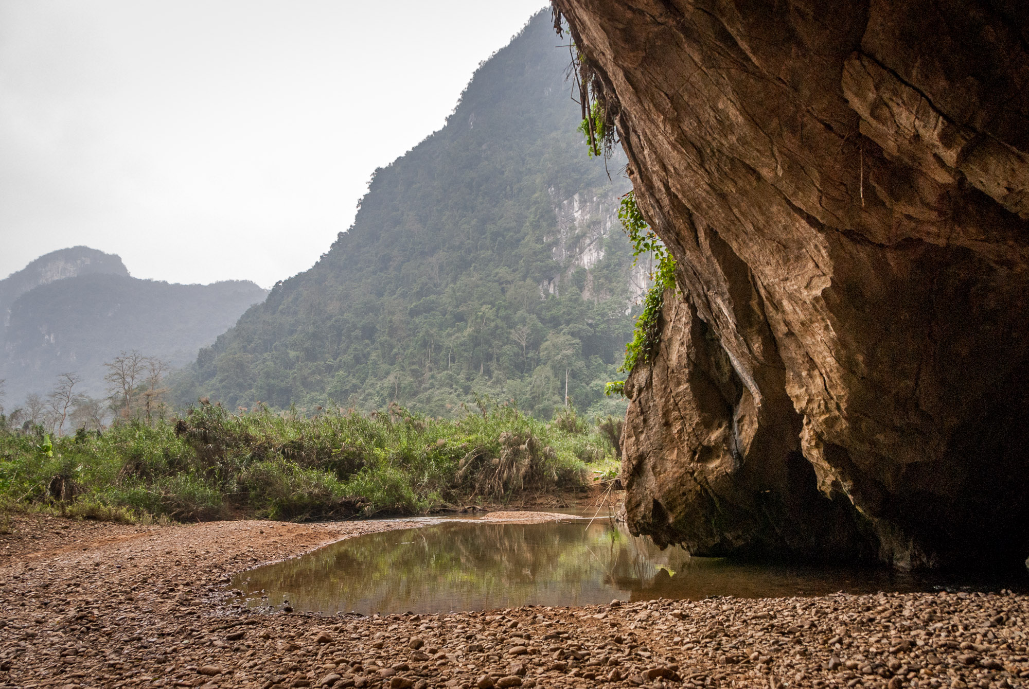 Hang En Cave Entrance