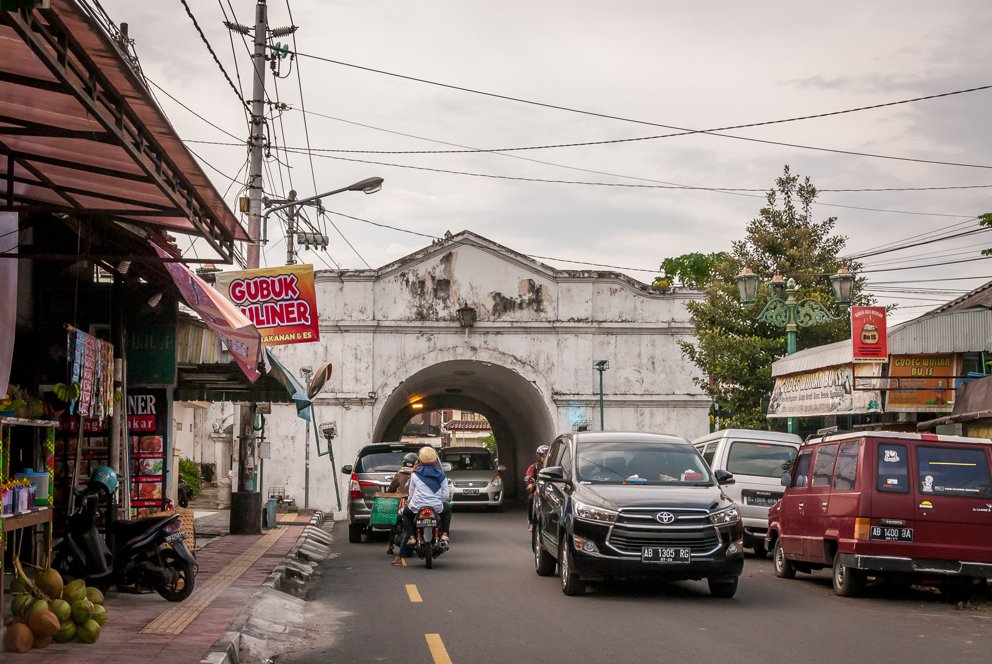 Yogyakarta city walls