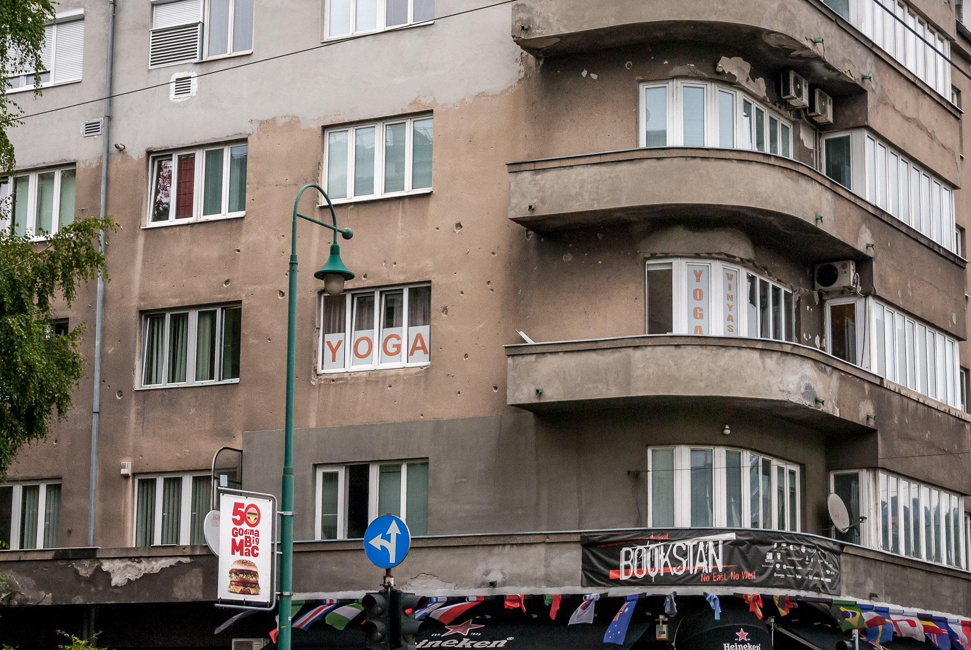 sarajevo bullet holes in building